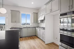 17694 SW Watchman Ln, Beaverton, OR 97007 - Photo 21