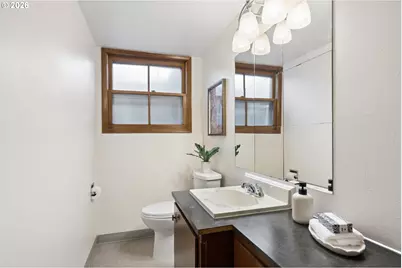 14014 NE Rose Pkwy, Portland, OR 97230 - Photo 35