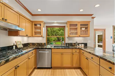 1190 Bayberry Rd, Lake Oswego, OR 97034 - Photo 13