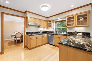 1190 Bayberry Rd, Lake Oswego, OR 97034 - Photo 11