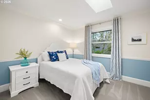 1190 Bayberry Rd, Lake Oswego, OR 97034 - Photo 37