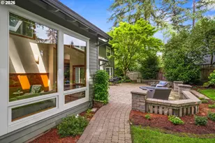 1190 Bayberry Rd, Lake Oswego, OR 97034 - Photo 43