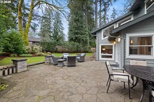 1190 Bayberry Rd, Lake Oswego, OR 97034 - Photo 41