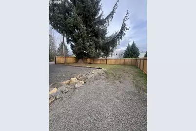 32 Hot Springs Ave, Carson, WA 98610 - Photo 3