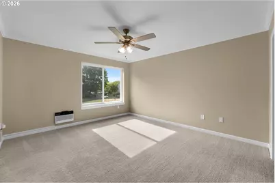 4990 S Landing Dr #202, Portland, OR 97239 - Photo 19