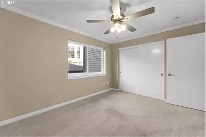 4990 S Landing Dr #202, Portland, OR 97239 - Photo 29