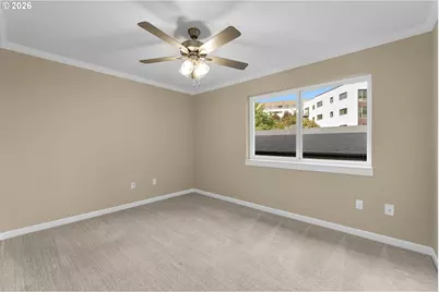 4990 S Landing Dr #202, Portland, OR 97239 - Photo 27