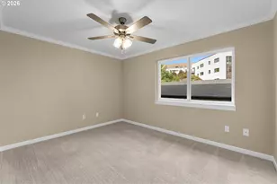 4990 S Landing Dr, Portland, OR 97239 - Photo 27