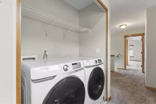 765 NE 93rd Ave, Portland, OR 97220 - Photo 27