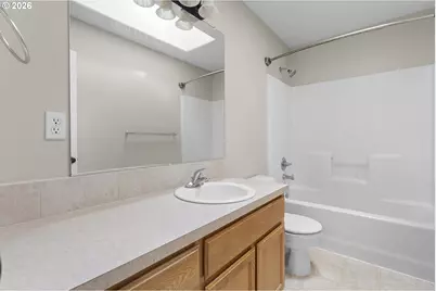 765 NE 93rd Ave, Portland, OR 97220 - Photo 23