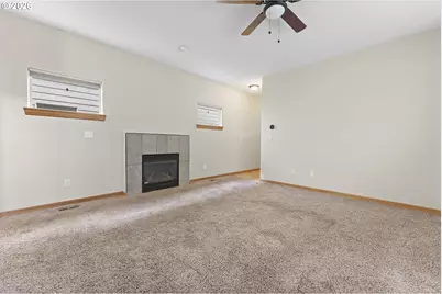 765 NE 93rd Ave, Portland, OR 97220 - Photo 11