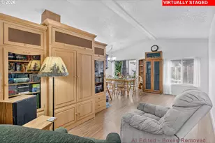 9015 NE Sumner St, Portland, OR 97220 - Photo 13