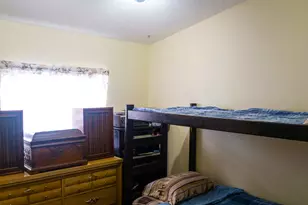 9015 NE Sumner St, Portland, OR 97220 - Photo 15