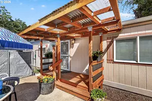 9015 NE Sumner St, Portland, OR 97220 - Photo 19