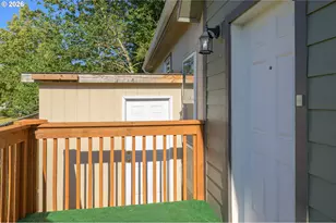 953 N Adams St, Lafayette, OR 97127 - Photo 39