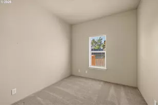 953 N Adams St, Lafayette, OR 97127 - Photo 25