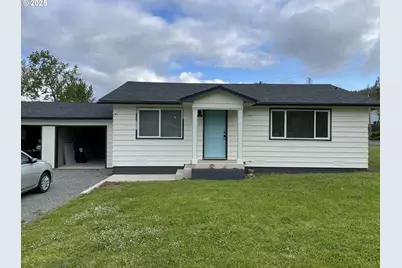 287 E 3rd St, Lowell, OR 97452 - Photo 5