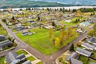 287 E 3rd St, Lowell, OR 97452 - Photo 21