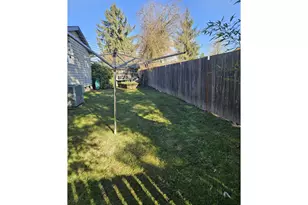 738 S 2nd St, Carlton, OR 97111 - Photo 25