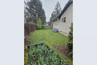 738 S 2nd St, Carlton, OR 97111 - Photo 29