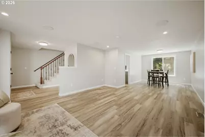 10000 NE 128th Ave, Vancouver, WA 98682 - Photo 5