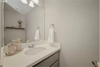 10000 NE 128th Ave, Vancouver, WA 98682 - Photo 17