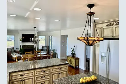 98694 Woodriff Ln, Brookings, OR 97415 - Photo 15