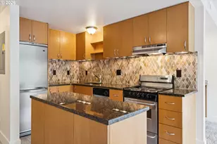 668 McVey Ave, Lake Oswego, OR 97034 - Photo 11