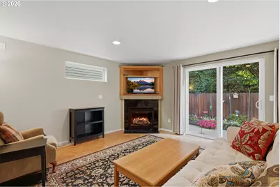 8009 NE 38th Ave, Vancouver, WA 98665 - Photo 7