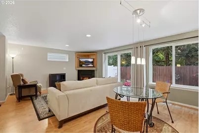 8009 NE 38th Ave, Vancouver, WA 98665 - Photo 9