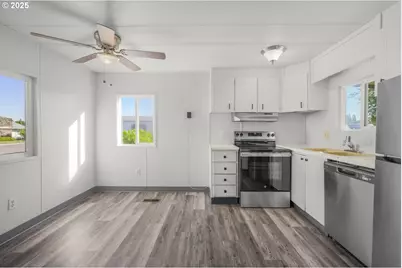 5355 River Rd N #85, Keizer, OR 97303 - Photo 11