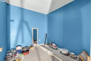 6500 SE Madrona Dr, Milwaukie, OR 97222 - Photo 29