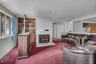 6500 SE Madrona Dr, Milwaukie, OR 97222 - Photo 11