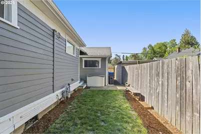 1550 East Ave NE, Salem, OR 97301 - Photo 27