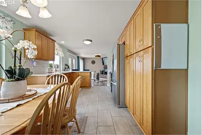 92726 Pebble Beach Ln, Junction City, OR 97448 - Photo 13