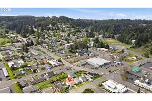 237 S 7th St, Coos Bay, OR 97420 - Photo 35