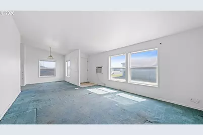 196 NE 11th Ave, Milton-Freewater, OR 97862 - Photo 9