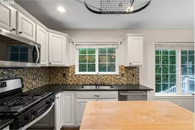 7902 NW 14th Ct, Vancouver, WA 98665 - Photo 5