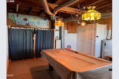 34 NE Williams Ave, Depoe Bay, OR 97341 - Photo 29