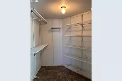 34 NE Williams Ave, Depoe Bay, OR 97341 - Photo 23