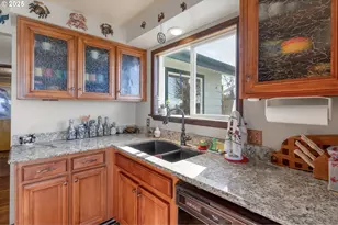 34 NE Williams Ave, Depoe Bay, OR 97341 - Photo 13