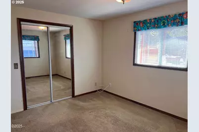 34 NE Williams Ave, Depoe Bay, OR 97341 - Photo 21