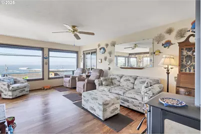 34 NE Williams Ave, Depoe Bay, OR 97341 - Photo 19