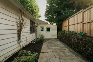 601 SW Chestnut St, Portland, OR 97219 - Photo 29