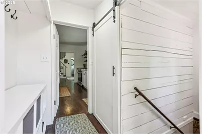 25128 SW Middleton Rd, Sherwood, OR 97140 - Photo 13