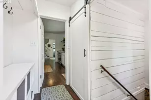 25128 SW Middleton Rd, Sherwood, OR 97140 - Photo 13