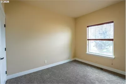 376 NW Crestview Ct, Hermiston, OR 97838 - Photo 17