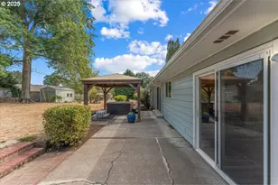 11825 SW Baker St, Beaverton, OR 97008 - Photo 43