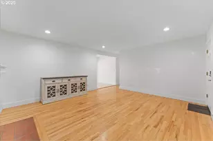 11825 SW Baker St, Beaverton, OR 97008 - Photo 23