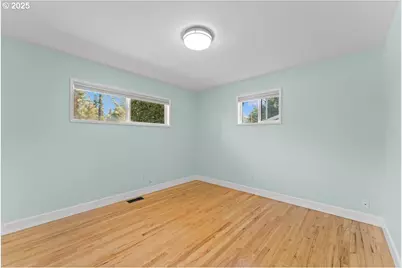 11825 SW Baker St, Beaverton, OR 97008 - Photo 7